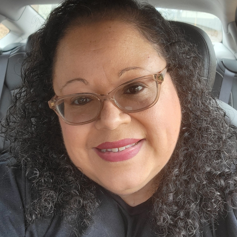 Meet your Posher, Lillian